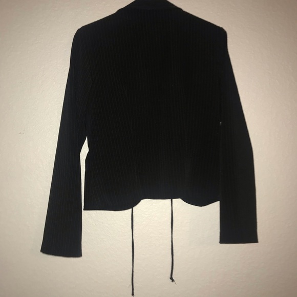 Skirt suit - Picture 3 of 4